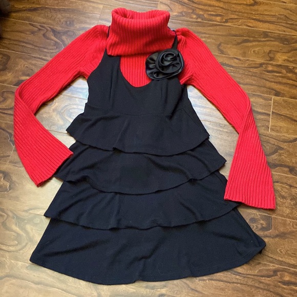 Absolutely adorable little black tiered dress in size M - Picture 1 of 10